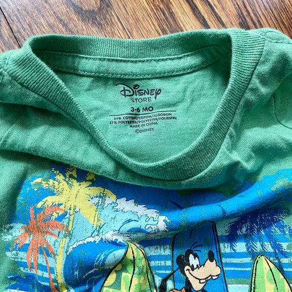 Disney Store T-Shirt (3-6 M) - Picture 3 of 3